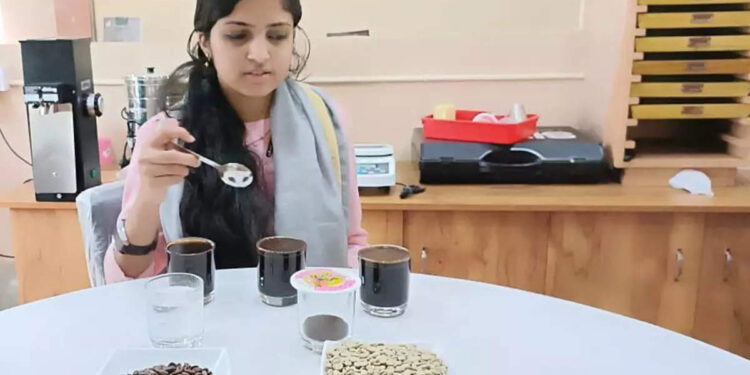 ‘ദിവസം-100-കപ്പ്-കാപ്പി’;-മലയാളി-കോഫി-ടേസ്റ്ററുടെ-ജോലിയും-ജീവിതവും