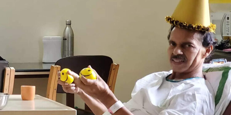 രോഗവും-വേദനയുമെല്ലാം-ഉള്ളിലൊതുക്കി-പി-ടി-ചിരിച്ചു;-അവസാന-ദിനങ്ങളുടെ-ഓർമ്മയിൽ-എസ്എസ്-ലാൽ