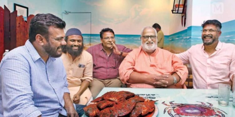 ഓർമ-മണമുള്ള-മീൻകഥകൾ;-സീഫുഡ്-റസ്റ്റോറന്റുമായി-സന്തോഷ്-ഏച്ചിക്കാനം