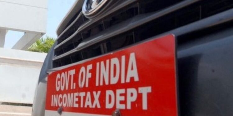 നികുതിവെട്ടിപ്പ്;-ഓപ്പോ,-ഷാവോമി,-വണ്പ്ലസ്-ഉള്പ്പെടെ-ചൈനീസ്-മൊബൈല്-കമ്പനികളില്-റെയ്ഡ്