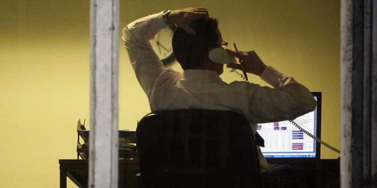 കോള്‍-റെക്കോര്‍ഡുകള്‍-രണ്ട്-വര്‍ഷം-വരെ-സൂക്ഷിക്കണമെന്ന്-ടെലികോം-കമ്പനികളോട്-സര്‍ക്കാര്‍