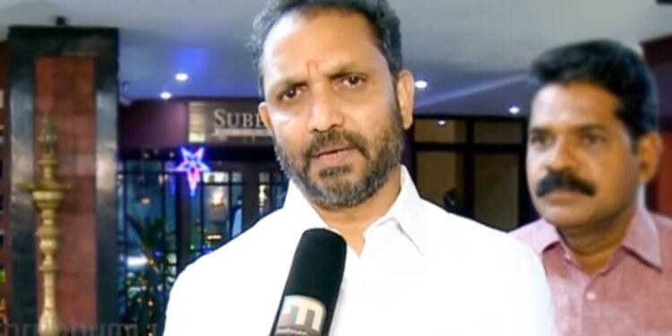 കേരള-പോലീസിന്-പോപ്പുലര്-ഫ്രണ്ടിനെ-ഭയം;-സ്ലീപ്പര്-സെല്-പ്രവര്ത്തിക്കുന്നുവെന്ന്-കെ.-സുരേന്ദ്രന്