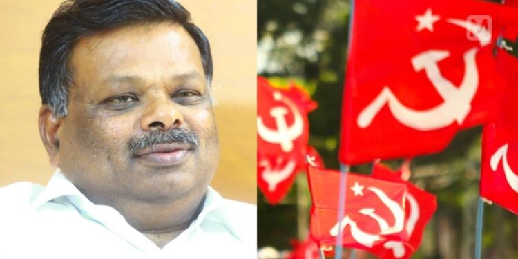 ചായക്കടയില്വെച്ച്-ആരെങ്കിലും-ഗൂഢാലോചന-നടത്തുമോ?-അപമാനിച്ചു-പുറത്താക്കി-എസ്.-രാജേന്ദ്രന്