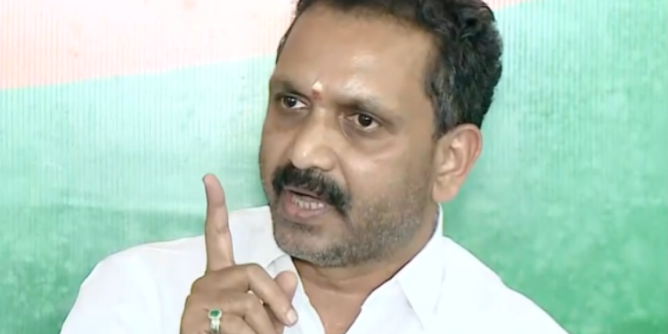 ആർഎസ്എസ്.-ദേശ-സ്നേഹ-സംഘടന;-അവര്‍-പോലീസിലുമുണ്ടാവും-–-കെ-സുരേന്ദ്രൻ