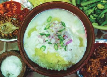 തൈരും-കാന്താരിയും-ഞെരുടി-മത്തിവറുത്തതുംകൂട്ടി-പഴങ്കഞ്ഞി-കുടിക്കാം,-അമ്മച്ചിക്കടയിൽ