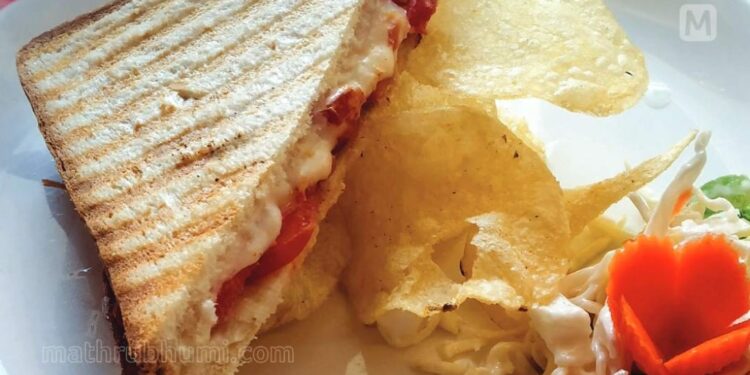 വീട്ടിലുണ്ടാക്കാം-അടിപൊളി-രുചിയില്‍-വെജ്-ഗ്രില്‍ഡ്-സാന്‍ഡ്‌വിച്ച്