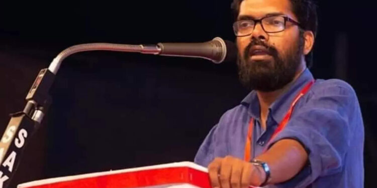 ‘വയൽ-കിളികൾക്കും-ഗയിൽ-കിളികൾക്കും-ഒപ്പം-റെയിൽ-കിളികൾ’;-തിരിച്ചു-നടക്കാൻ-കേരളത്തിന്‌-മനസില്ലെന്ന്-സജീഷ്
