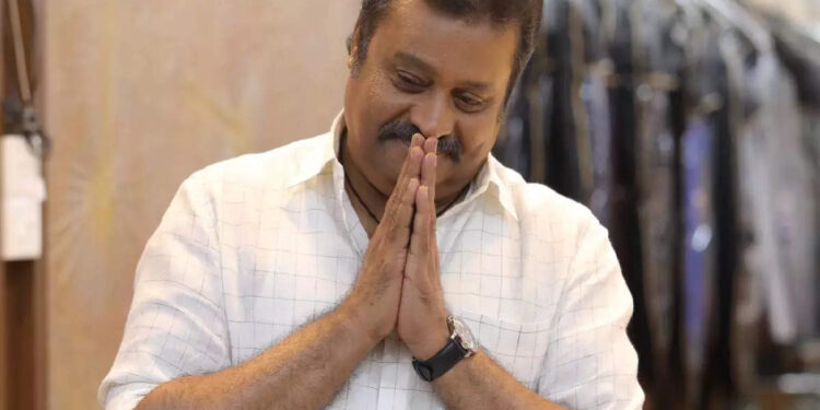 ‘എഴുന്നേക്കടോ,-സല്യൂട്ട്-ചെയ്യടാ-എന്നൊന്നും-ഞാൻ-പറഞ്ഞില്ല’;-സല്യൂട്ട്-വിവാദത്തിൽ-പ്രതികരിച്ച്-സുരേഷ്-ഗോപി-എംപി