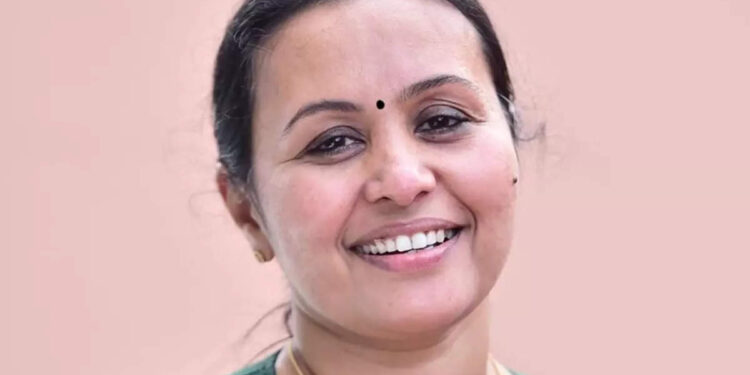 കരുതൽ-ഡോസ്-വാക്സിനേഷൻ-തിങ്കളാഴ്ച-മുതൽ:-വീണ-ജോർജ്ജ്