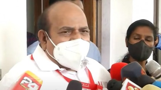 ധീരജിന്റേത്-നേതൃത്വം-അറിഞ്ഞ്-നടത്തിയ-കൊലപാതകം;-ഇനിയെങ്കിലും-കൊലക്കത്തി-താഴെവെക്കണം:-കോടിയേരി