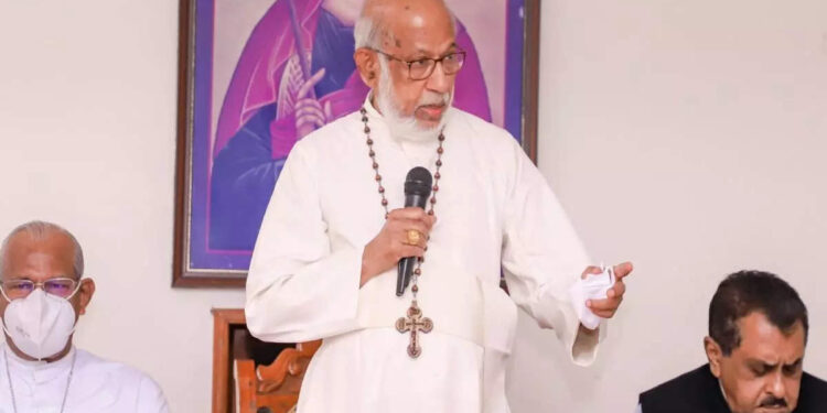 കെ-റെയിൽ:-ജനങ്ങളെ-വിശ്വാസത്തിലെടുക്കാതെ-പദ്ധതിയുമായി-മുന്നോട്ട്-പോകരുതെന്ന്-സീറോ-മലബാർ-സഭാ-സിനഡ്