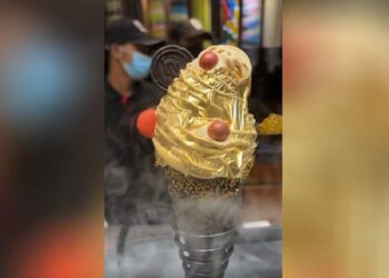 24-കാരറ്റ്-സ്വര്‍ണം-പൂശിയ-ഐസ്‌ക്രീം-വൈറൽ-വീഡിയോ