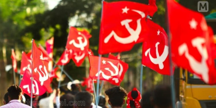 നിരവധി-പേര്ക്ക്-കോവിഡ്;-ക്ലസ്റ്ററായി-ജില്ലാ-സമ്മേളനം,-നിലപാട്-മാറ്റാതെ-സിപിഎം