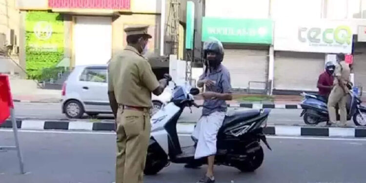 കൊവിഡ്:-സംസ്ഥാനത്തെ-ജില്ല-തിരിച്ചുള്ള-നിയന്ത്രണങ്ങളറിയാം,-8-ജില്ലകൾ-ബി-കാറ്റഗറിയിൽ