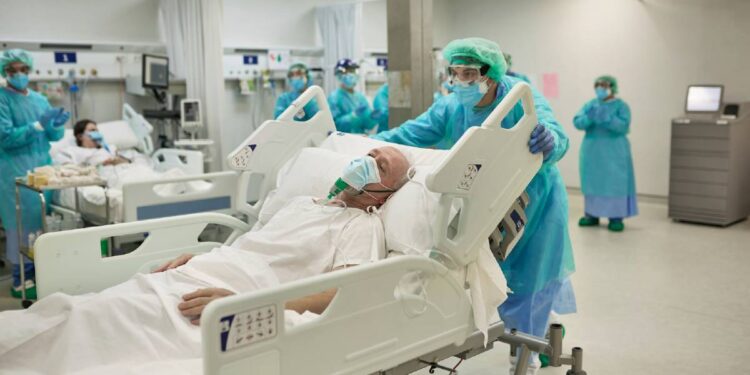 വിക്ടോറിയൻ ആശുപത്രികളിൽ സർക്കാർ ‘കോഡ് ബ്രൗൺ’ അടിയന്തരാവസ്ഥ പ്രഖ്യാപിച്ചു.