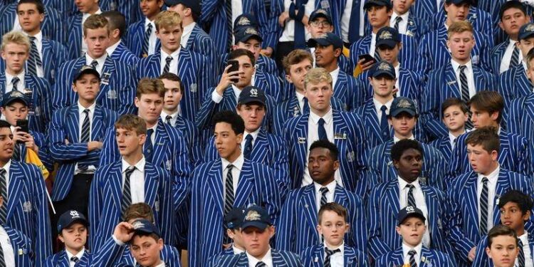 ക്വീൻസ്‌ലാന്റിലെ- COVID-19 അണുബാധ റെക്കോർഡിൽ ;സ്കൂൾ തുറക്കുന്നത് രണ്ടാഴ്ച വൈകിപ്പിക്കു൦!