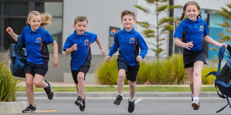 വിക്ടോറിയ ബാക്ക്-ടു-സ്‌കൂൾ പ്ലാൻ ഡാനിയൽ ആൻഡ്രൂസ് വെളിപ്പെടുത്തി.