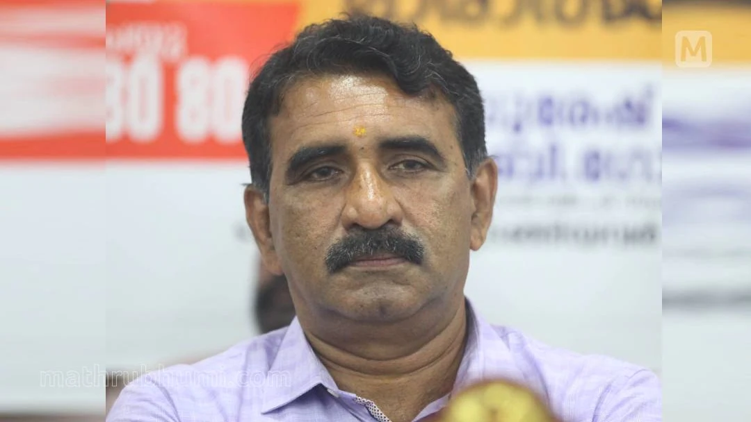 കെ-റെയിലിൽ-ധനമന്ത്രിക്ക്-നിരാശ-വേണ്ട,-വന്ദേ-ഭാരതിൽ-സ്പീഡ്-ട്രയിനുകൾ-വരുന്നുണ്ട്-ബി.​ഗോപാലകൃഷ്ണൻ