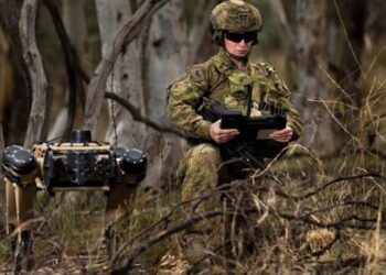 വെല്ലുവിളി-നിറഞ്ഞ-തെക്കന്‍-അതിര്‍ത്തിയില്‍-കാവലിന്-റോബോട്ട്-നായയെ-പരീക്ഷിച്ച്-യുഎസ്