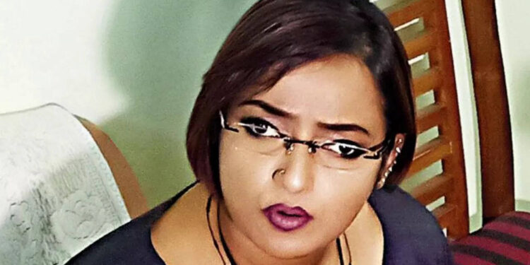 ശ്രീരാമകൃഷ്ണൻ-പലവട്ടം-വീട്ടിൽ-വന്നിട്ടുണ്ട്;-അടുത്ത-ബന്ധം-ഉണ്ടായിരുന്നെന്ന്-സ്വപ്ന