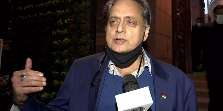 സിൽവർ-ലൈൻ:-തൻ്റെ-പ്രസ്താവന-മാധ്യമങ്ങൾ-വളച്ചൊടിച്ചെന്ന്-തരൂർ