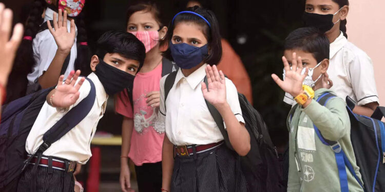 സംസ്ഥാനത്ത്-പരീക്ഷാ-തീയതികളിൽ-മാറ്റമില്ല;-അംഗനവാടികൾ-തിങ്കളാഴ്ച-മുതൽ