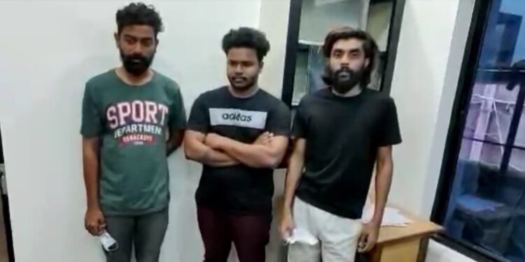 വാടകയ്ക്കെടുത്ത-വാഹനം-ജിപിഎസ്-ഘടിപ്പിച്ച്-വില്‍പന-നടത്തിയശേഷം-മോഷണം;-മൂന്നുപേർ-പിടിയില്‍