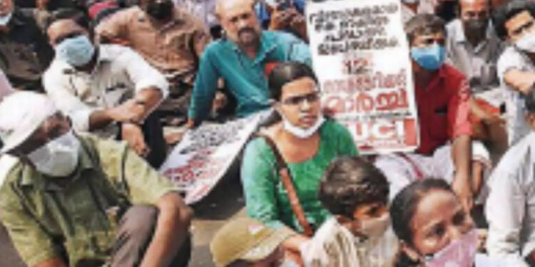 സിൽവര്‍ലൈൻ:-പ്രതിഷേധം-കടുപ്പിക്കും;-സുപ്രീം-കോടതിയെ-സമീപിക്കാൻ-ഭൂവുടമകൾ