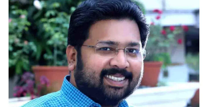 വിമാനത്തിനുള്ളില്‍-മുഖ്യമന്ത്രിക്കെതിരെ-പ്രതിഷേധം;-ശബരീനാഥനെ-ചോദ്യം-ചെയ്യാന്‍-പോലീസ്‌