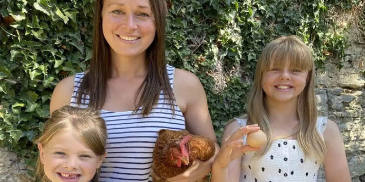 ഈ-കോഴി-മുട്ട-വിറ്റത്-47,000-രൂപയ്ക്കാണ്;-ഞെട്ടണ്ട,-സത്യമാണ്.-കാരണം-എന്താണെന്ന്-അറിയണോ?