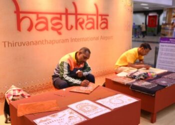 തിരുവനന്തപുരം-വിമാനത്താവളത്തിൽ-ഹസ്തകല-കരകൗശല-പ്രദർശനം