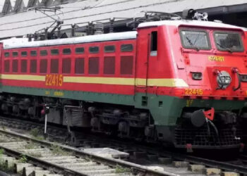 നീണ്ട-22-വര്‍ഷങ്ങള്‍ക്കൊടുവില്‍-നീതി;-അമിത-നിരക്കിന്-എതിരെ-റെയില്‍വേയോട്-പോരാടി-പലിശയടക്കം-തിരിച്ച്-പിടിച്ച്-ചതുര്‍വേദി