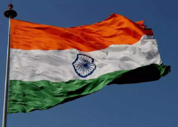 ഏറെ-ഓമനത്തം-തുളമ്പുന്ന-ഈ-ദേശീയഗാനം-ആരുടെയും-മനസ്-നിറയ്ക്കും;-വൈറലായി-വീഡിയോ