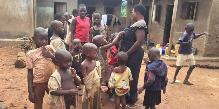 വയസ്-41,-മക്കള്‍-44,-പ്രസവം-നിറുത്താന്‍-സാധിക്കാത്ത-രോഗം-വെല്ലുവിളി;-മറിയത്തിന്റെ-കഥ-ആരെയും-അമ്പരിപ്പിക്കും