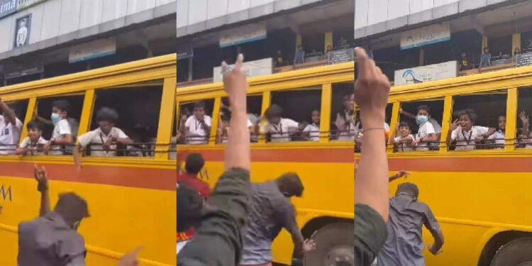 ‘ചെക്കന്‍-വേറെ-ലെവല്‍’;-ഘോഷയാത്രയുടെ-പാട്ടിനൊപ്പം-സ്‌കൂള്‍-ബസിലിരുന്ന്-നൃത്തം-ചെയ്ത്-വിദ്യാര്‍ത്ഥി