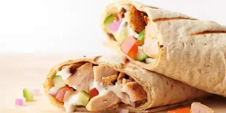 ഷവർമ-ഉണ്ടാക്കുന്നതിന്-പ്രത്യേക-മാർഗനിർദേശം,-പാലിച്ചില്ലെങ്കിൽ-കടുത്ത-ശിക്ഷ;-പ്രത്യേക-പരിശോധനക്കൊരുങ്ങി-ഭക്ഷ്യസുരക്ഷാ-വകുപ്പ്