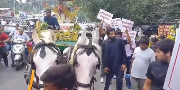 സര്‍ക്കാര്‍-രേഖയില്‍-മരിച്ചതായി-റിപ്പോര്‍ട്ട്;-പെന്‍ഷന്‍-കിട്ടാന്‍-പ്രതിഷേധവുമായി-102-വയസുകാരന്‍