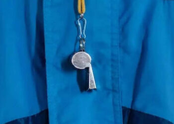 വായ-കൊണ്ട്-വിസിലടിച്ച്-റാഷിദ്;-ഈ-വിസില്‍-മാന്‍-വേറെ-ലെവല്‍-എന്ന്-സോഷ്യല്‍-മീഡിയ