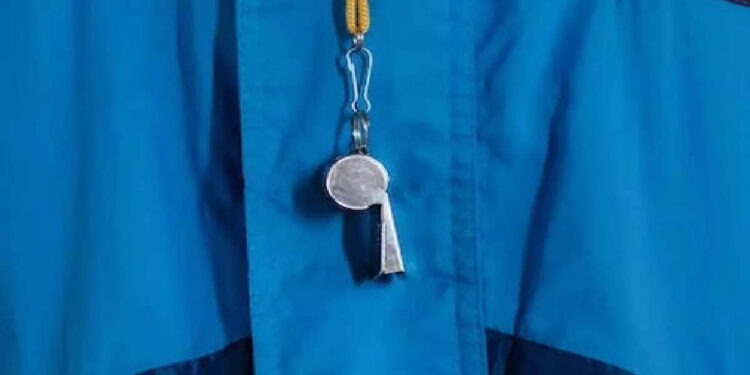 വായ-കൊണ്ട്-വിസിലടിച്ച്-റാഷിദ്;-ഈ-വിസില്‍-മാന്‍-വേറെ-ലെവല്‍-എന്ന്-സോഷ്യല്‍-മീഡിയ