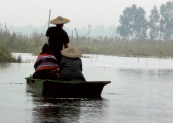 വടക്കുകിഴക്കിന്റെ-മാനസപുത്രി-ചലിക്കുന്ന-ദ്വീപുകളിലൂടെ-ഒരു-യാത്ര