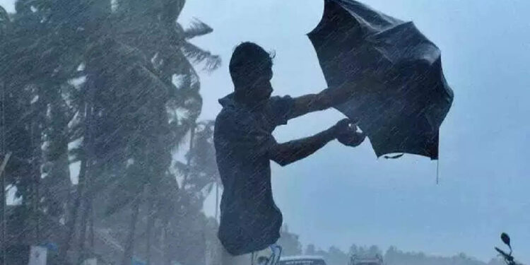 ബംഗാള്‍-ഉള്‍ക്കടലില്‍-ചക്രവാതച്ചുഴി;-കേരളത്തില്‍-അടുത്ത-ദിവസങ്ങളില്‍-മഴയ്ക്ക്-സാധ്യത