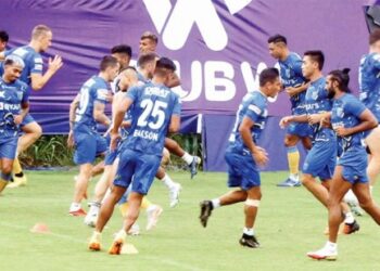 കളമൊരുങ്ങി,- പടയിറങ്ങും-;-ഐഎസ്എൽ-ഫുട്ബോളിന്-ഇന്ന്-തുടക്കം