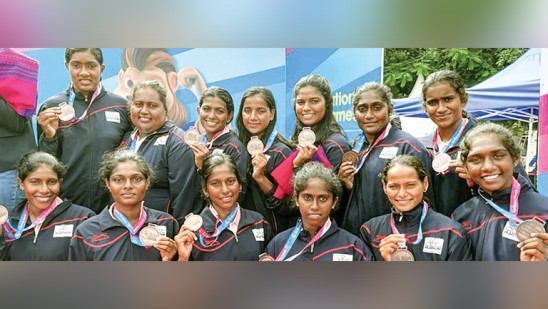 ആശ്വാസക്കുളം-;-വാട്ടർപോളോയിൽ-വെള്ളിയും-വെങ്കലവും-,-കേരളം-എട്ടാംസ്ഥാനത്ത്