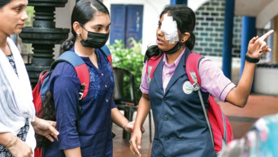 എൽസബ-കരഞ്ഞില്ല;-പവിത്രയും