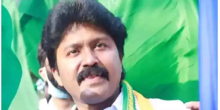 ‘എൽദോസ്-കുന്നപ്പള്ളി-എംഎൽഎ-പല-സ്ഥലങ്ങളിൽ-കൊണ്ടുപോയി-പീഡിപ്പിച്ചു’;-തെളിവുണ്ടെന്ന്-പരാതിക്കാരി,-മൊഴി-നല്‍കി