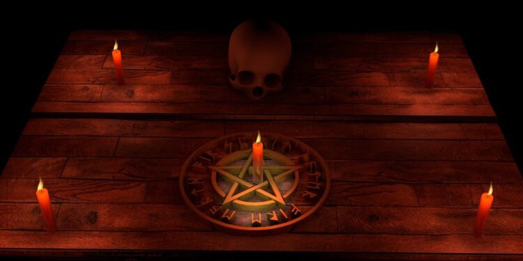 ലോകത്തിന്റെ-എല്ലാ-ഭാ​ഗത്തും-നിലനിന്നിരുന്ന-ദുരാചാരം;-ഉത്തരേന്ത്യയിൽ-സാധാരണം,-കേരളത്തിൽ-ഇതാദ്യം;-എന്താണ്-നരബലി?