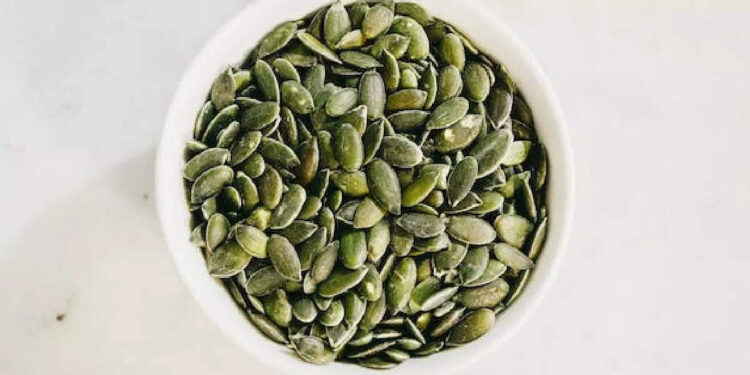 sunflower-seeds:-സൂര്യകാന്തി-വിത്തുകള്‍-ആരോഗ്യത്തിന്-നല്ലതാണോ?-മികച്ച-ആരോഗ്യത്തിന്-എങ്ങനെ-കഴിക്കാം