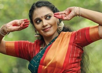 ഇന്ദിരയ്ക്കുള്ള-കത്തിന്-രേഷ്മയുടെ-നൃത്തഭാഷ്യം:‘ബർത്ത്ഡേ-ലെറ്റർ’-യുട്യൂബിൽ-പ്രകാശിപ്പിച്ചു