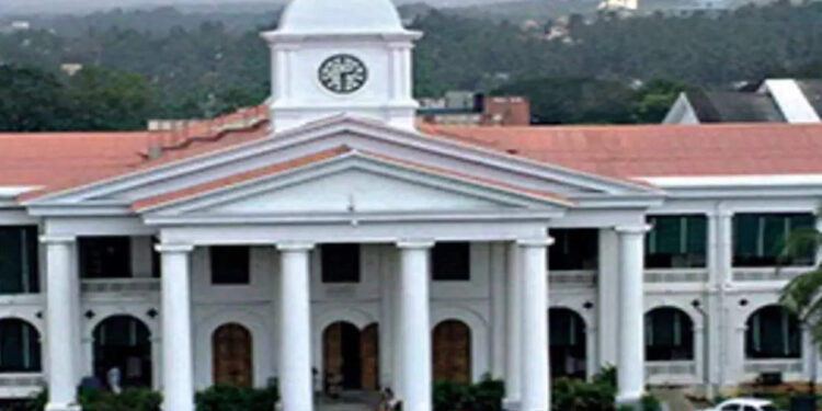 government-of-kerala:-ഇനി-60-ാം-വയസിൽ-വിരമിക്കാം;-പൊതുമേഖലാ-സ്ഥാപനങ്ങളിലെ-പെൻഷൻ-പ്രായം-ഏകീകരിച്ചു