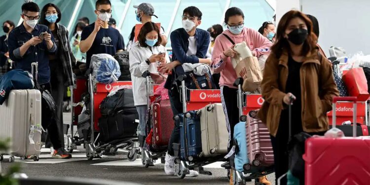 ഓസ്ട്രേലിയയിലേക്ക്-ഏറ്റവുമധികം-സന്ദർശകരെത്തുന്നത്-ഇന്ത്യയിൽ-നിന്ന്